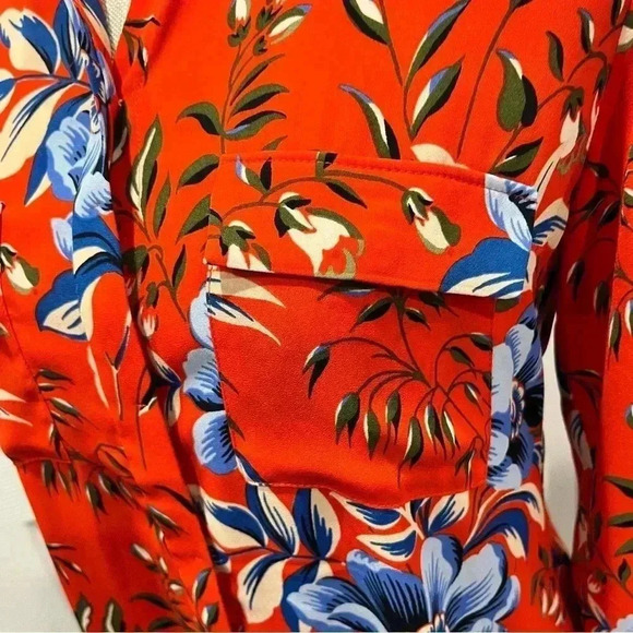 Loft by Ann Taylor floral button down double breast pockets great colors - Picture 5 of 9